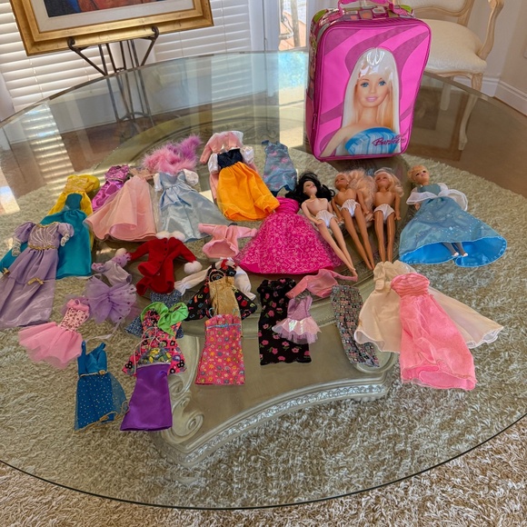 Barbie Doll Bundle w/Cinderella Barbie, 3 Replicas, Clothes Gowns Carrying Case - Picture 1 of 11